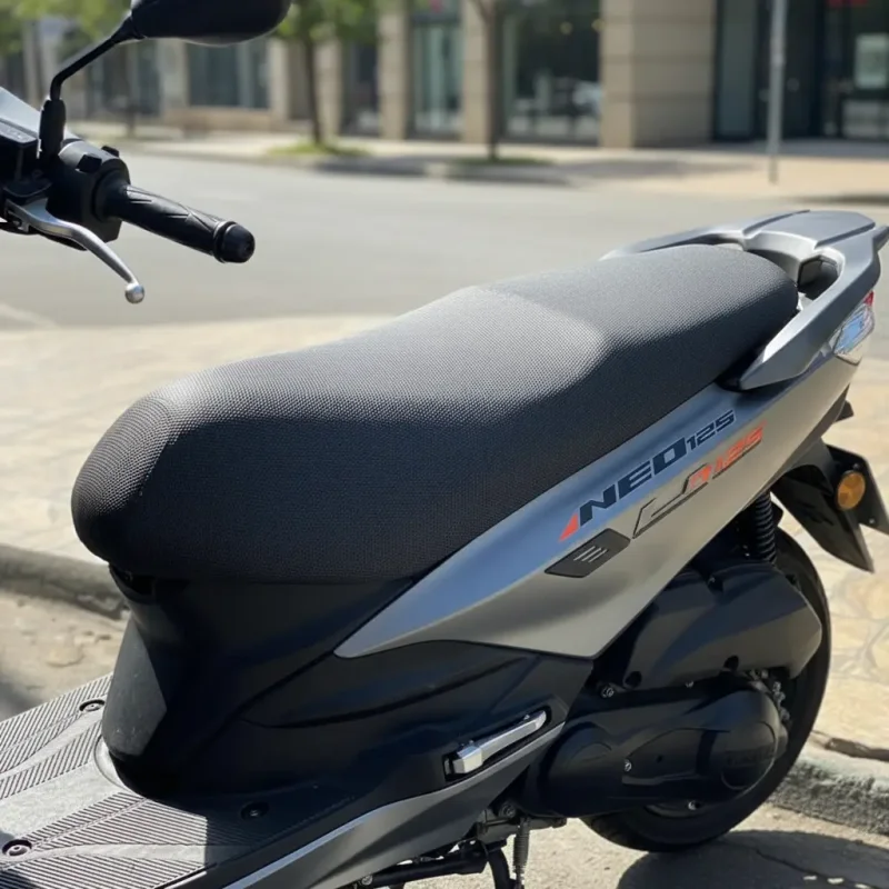 Capa De Banco Antiderrapante Yamaha Neo 125 E 115